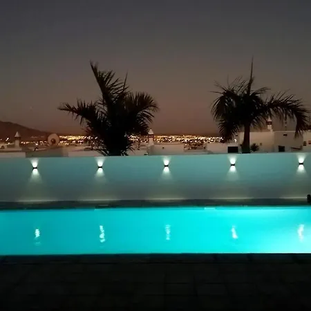Nitho - Heated Pool, Panoramic View, Privacy *