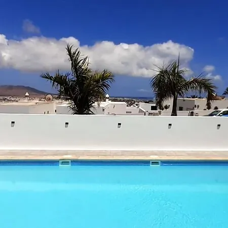 Nitho - Heated Pool, Panoramic View, Privacy * Playa Blanca (Lanzarote)