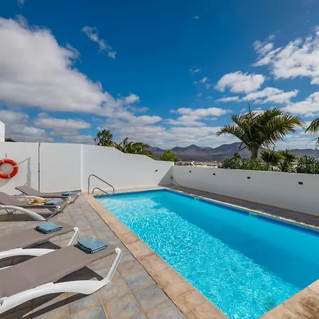 Villa Nitho Playa Blanca